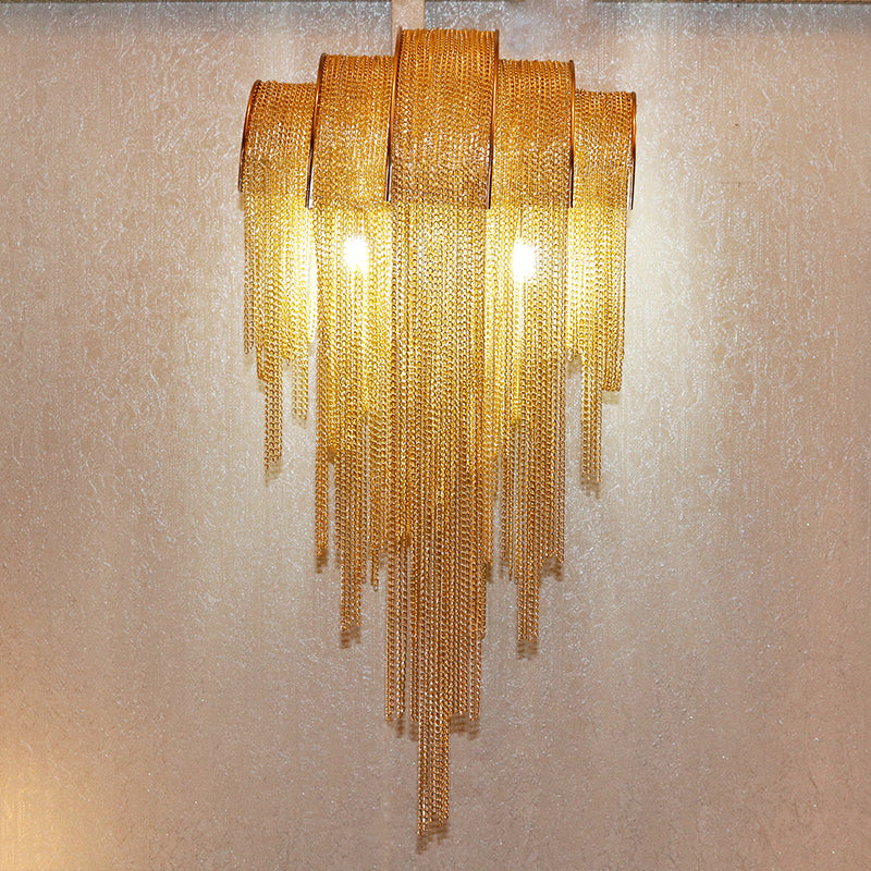 Luxe Ambockel Wandlamp met Aluminium Kettingdetails