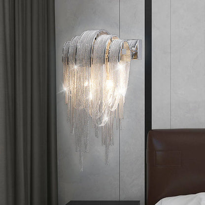 Luxe Ambockel Wandlamp met Aluminium Kettingdetails