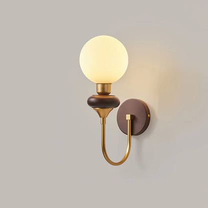 Vintage Glazen Bol Gebogen Houten Arm Wandlamp