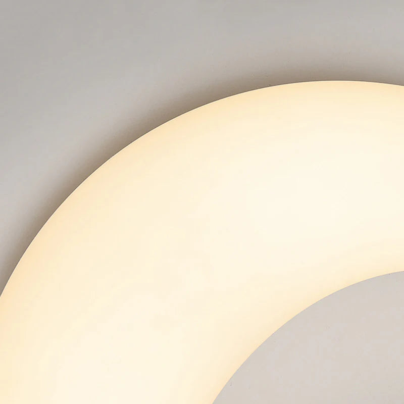 Minimalistische Halvemaanvormige LED-Wandlamp