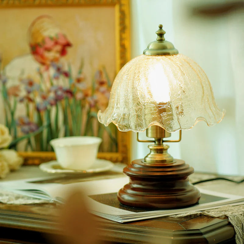 Bloem glas ijzer massief hout LED tafellamp