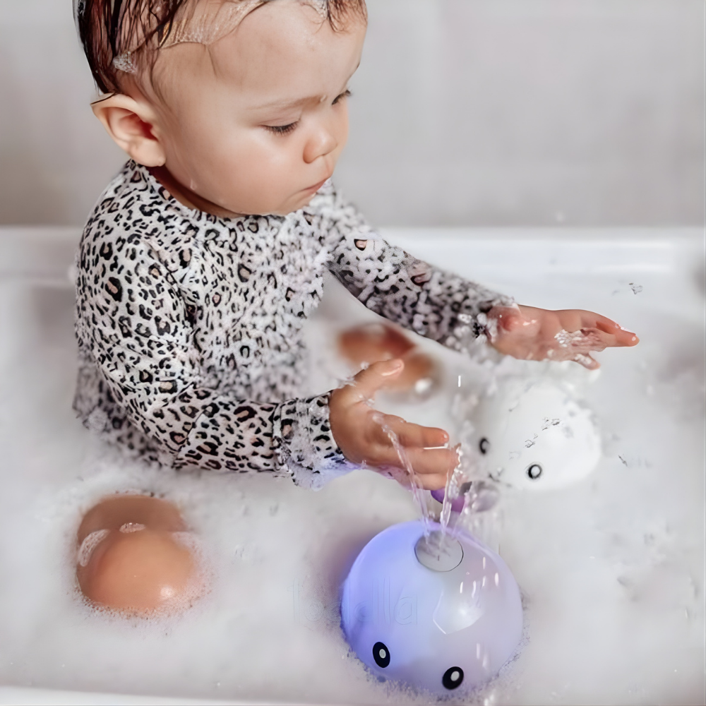 Badspeelgoed Walvis Waterfontein Licht Baby
