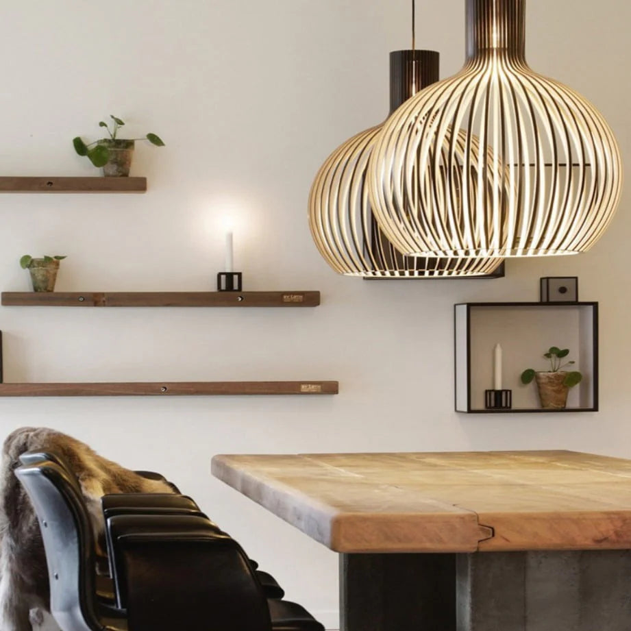 Vintage Houten Hanglamp met Uniek Licht