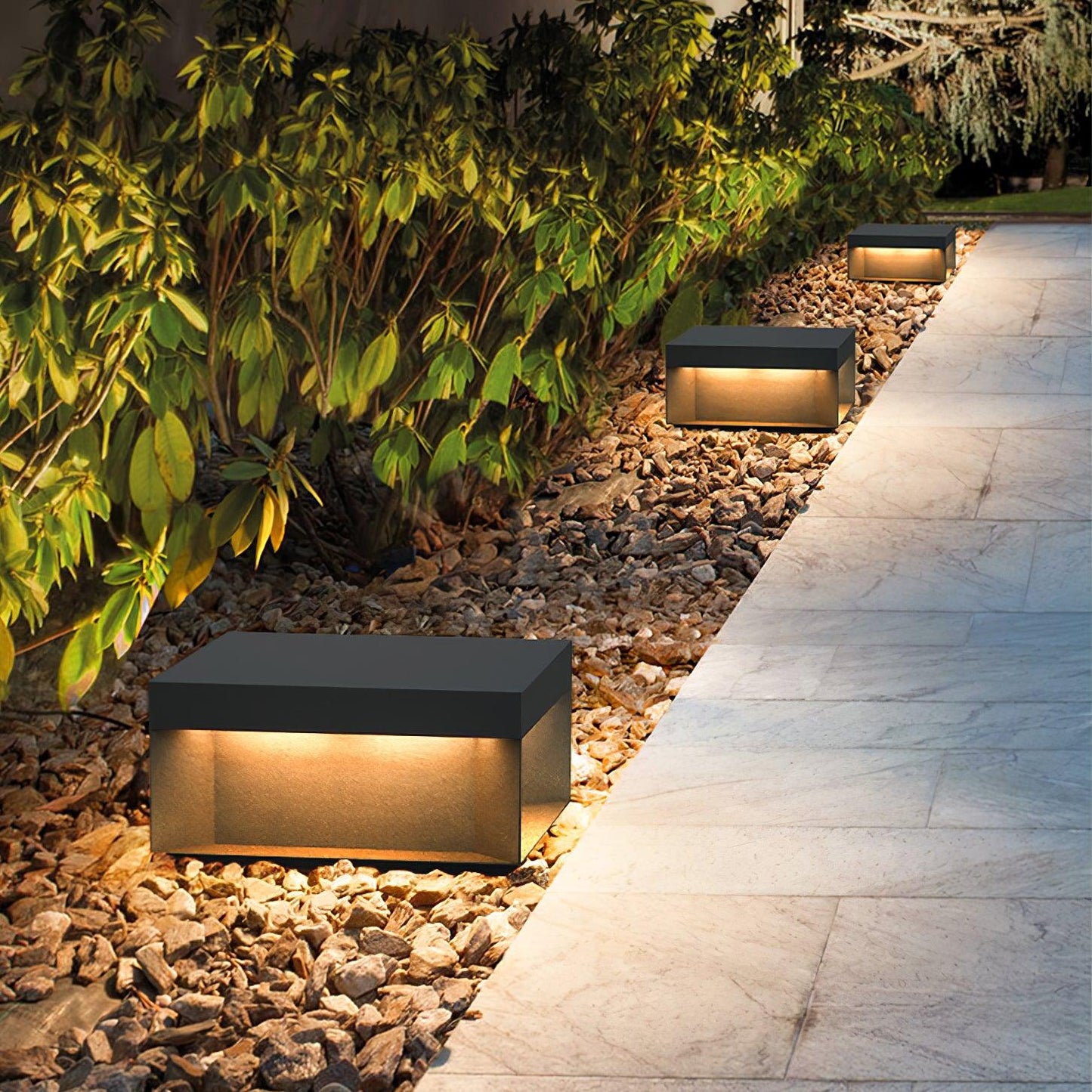 Zwarte Doos IP65 Solar & Bedrade LED Buitenlamp
