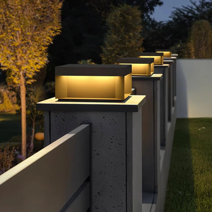 Zwarte Doos IP65 Solar & Bedrade LED Buitenlamp