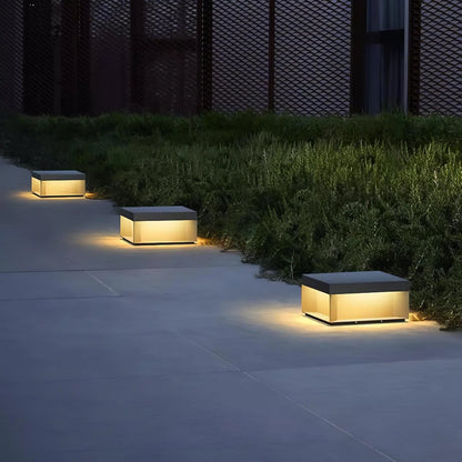Zwarte Doos IP65 Solar & Bedrade LED Buitenlamp