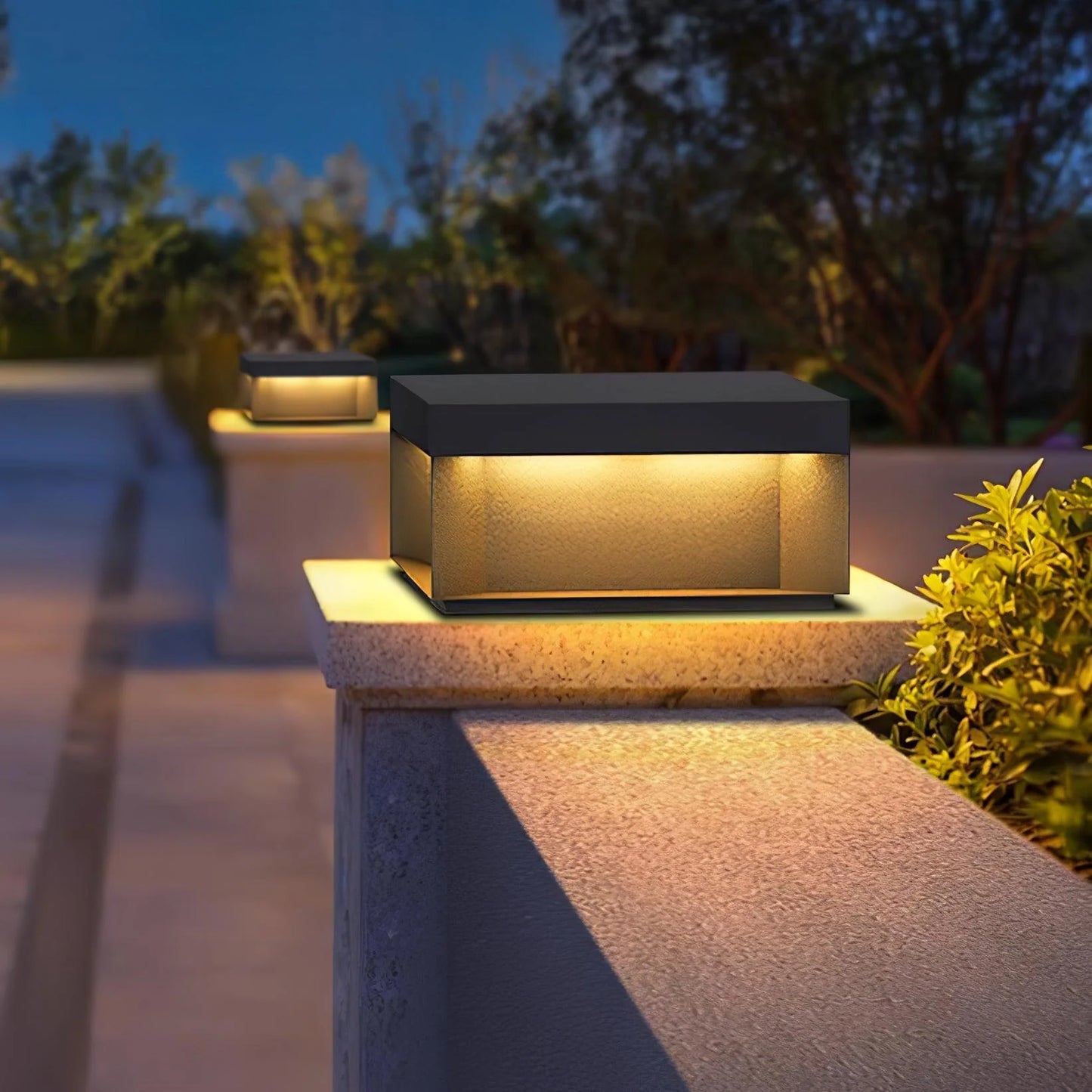 Zwarte Doos IP65 Solar & Bedrade LED Buitenlamp