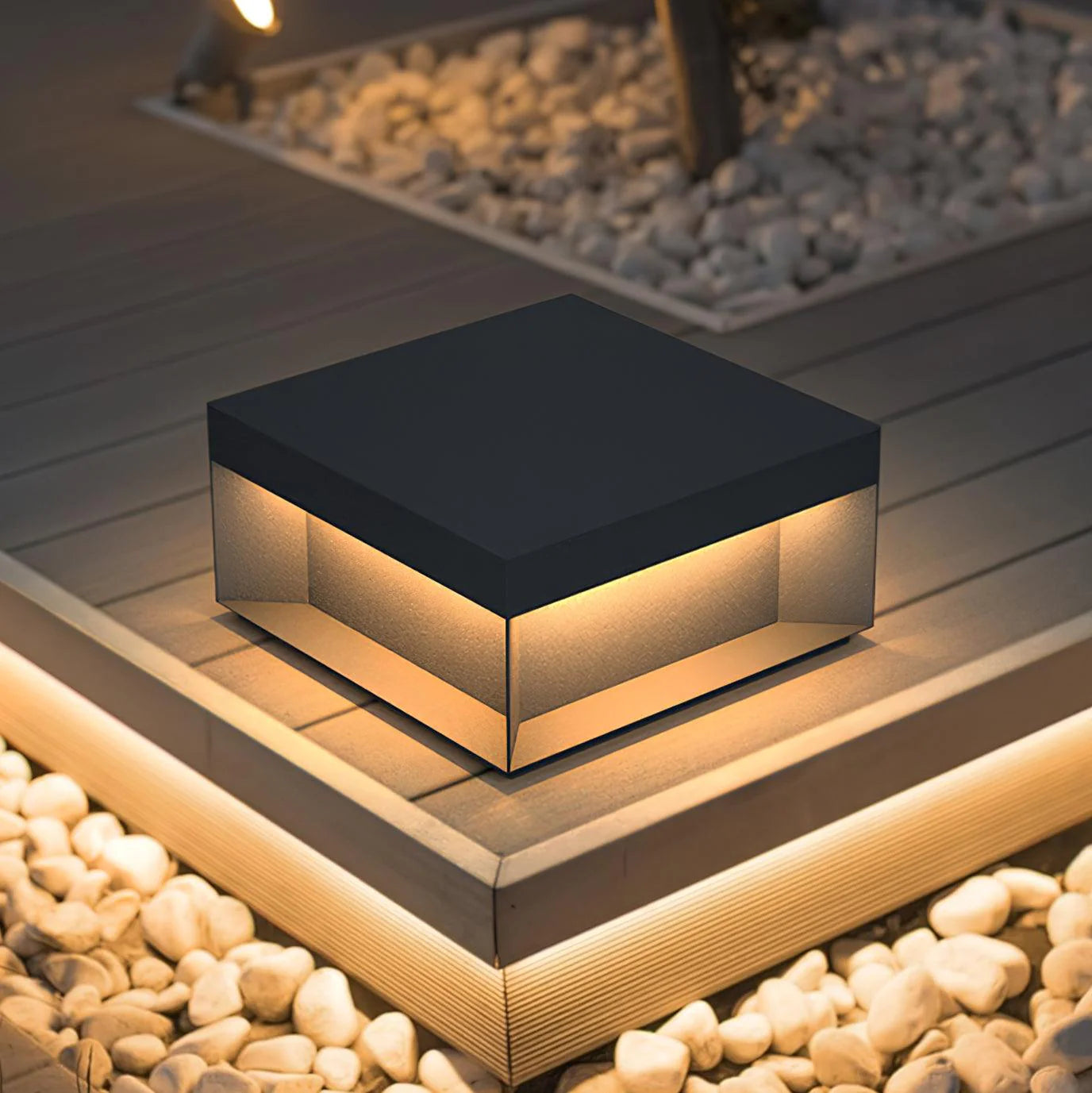 Zwarte Doos IP65 Solar & Bedrade LED Buitenlamp