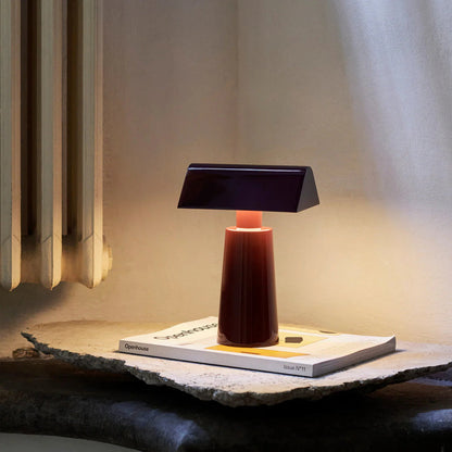 Minimalistische Draagbare Tafellamp met Fijne Touch