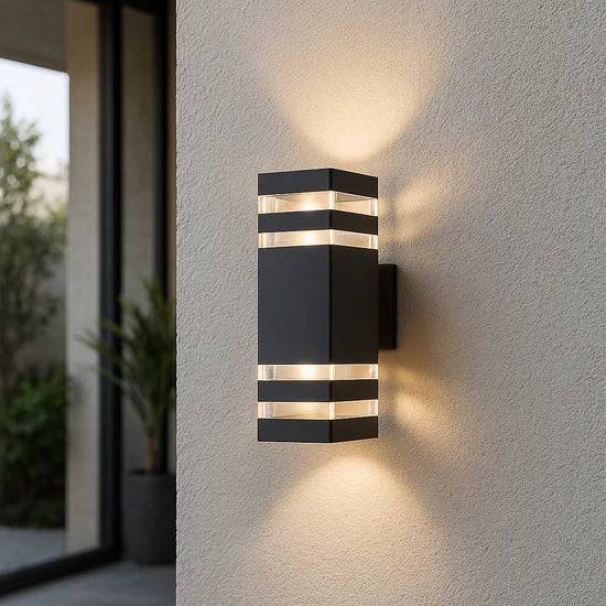 Tweelaagse Buitenwandlamp met Licht naar Boven en Beneden