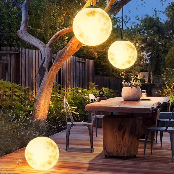 Scandinavisch Design Tuinlamp in Maanvorm