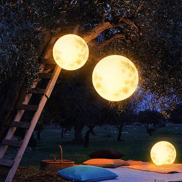 Scandinavisch Design Tuinlamp in Maanvorm