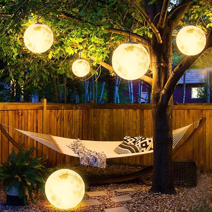 Scandinavisch Design Tuinlamp in Maanvorm