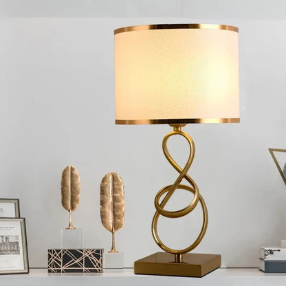 Dimbaar & Modern Design Gouden Tafellamp