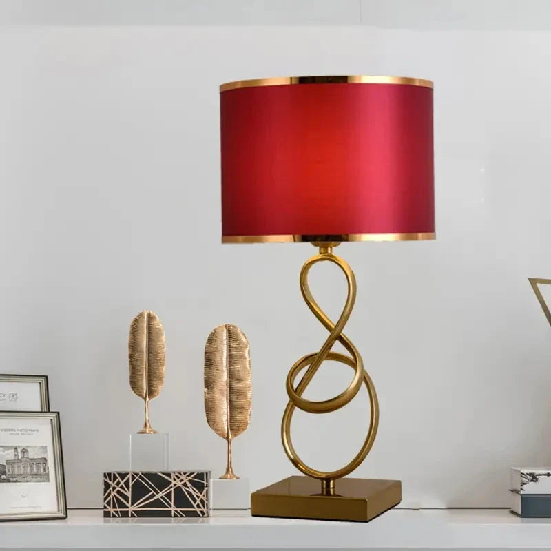 Dimbaar & Modern Design Gouden Tafellamp