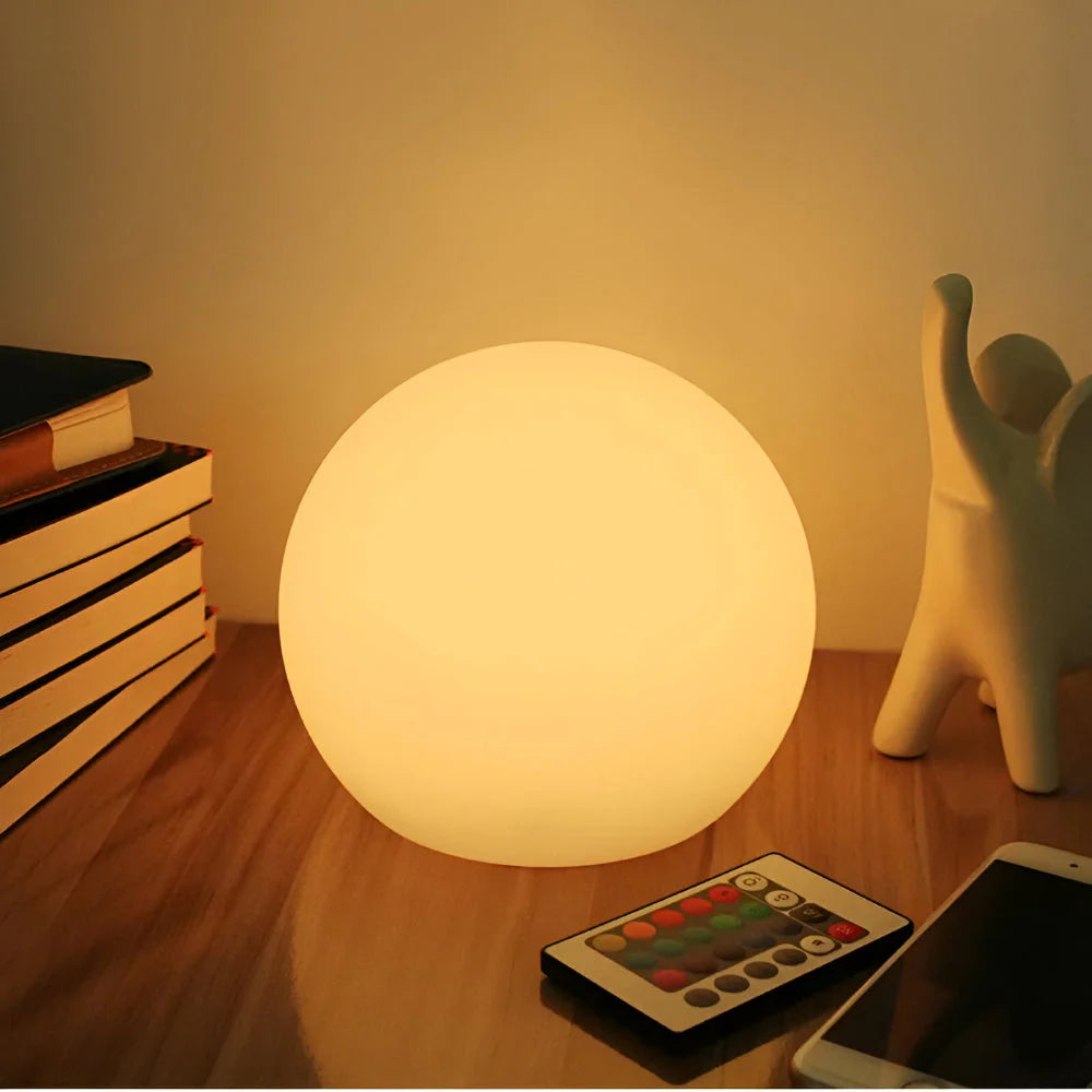 AuroraGlow LED Tafellamp met Kleurrijke Bolvorm