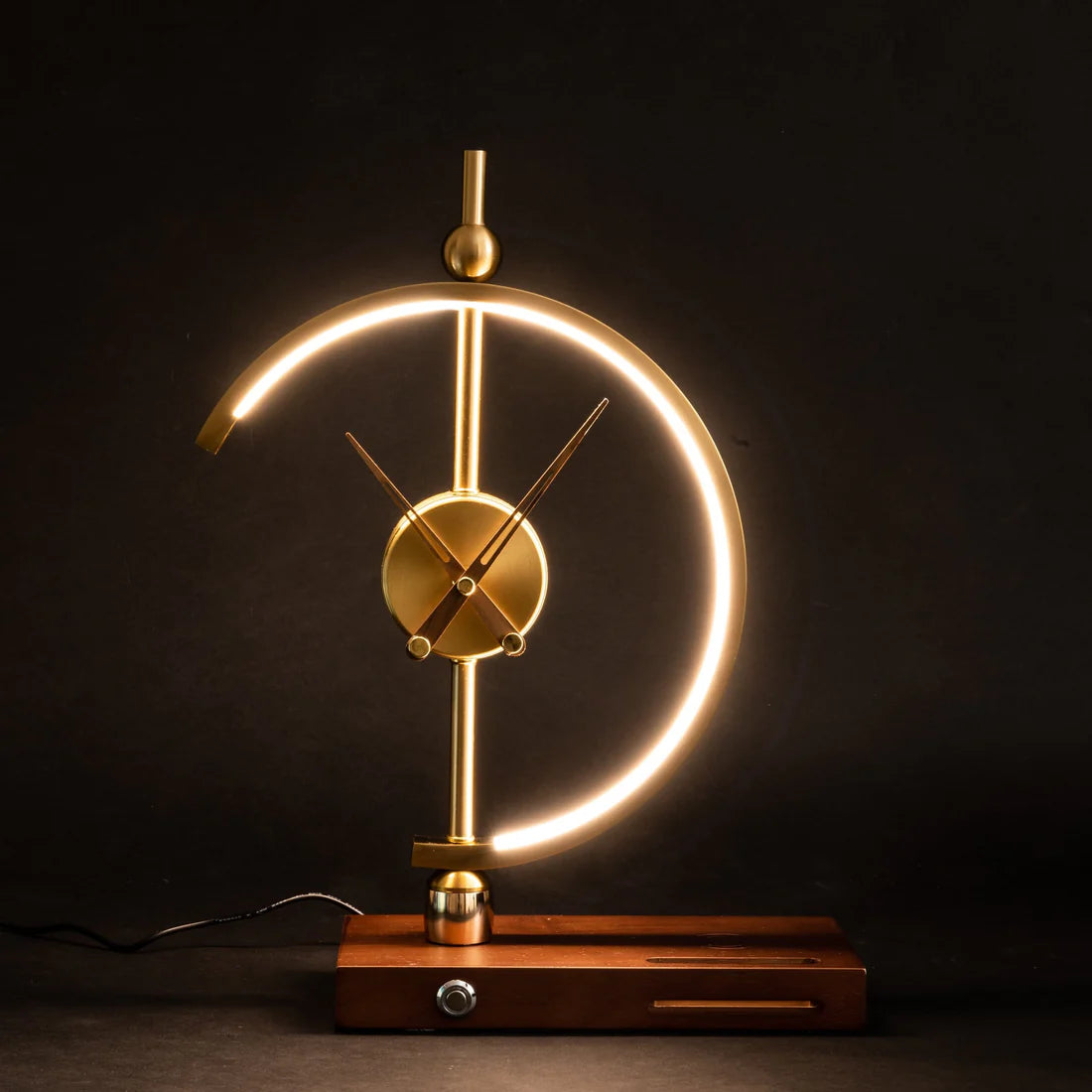 Multifunctionele LED Bureaulamp met Draadloze Oplader