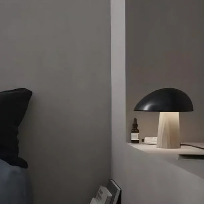 Night Owl Tafellamp met Houtnerf Design