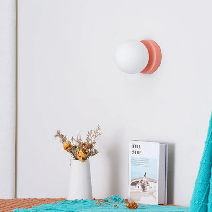 Noordse Ronde LED Wandlamp van Glas