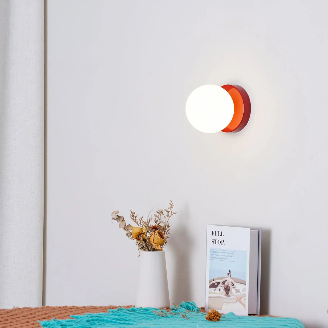 Noordse Ronde LED Wandlamp van Glas