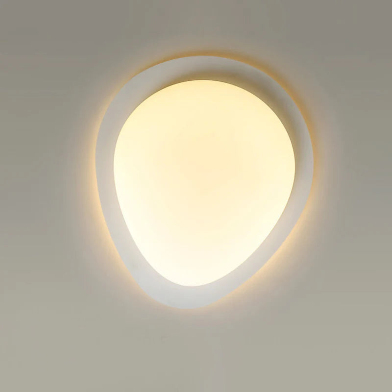 Olla Pebble LED Plafondlamp voor Moderne Interieurs