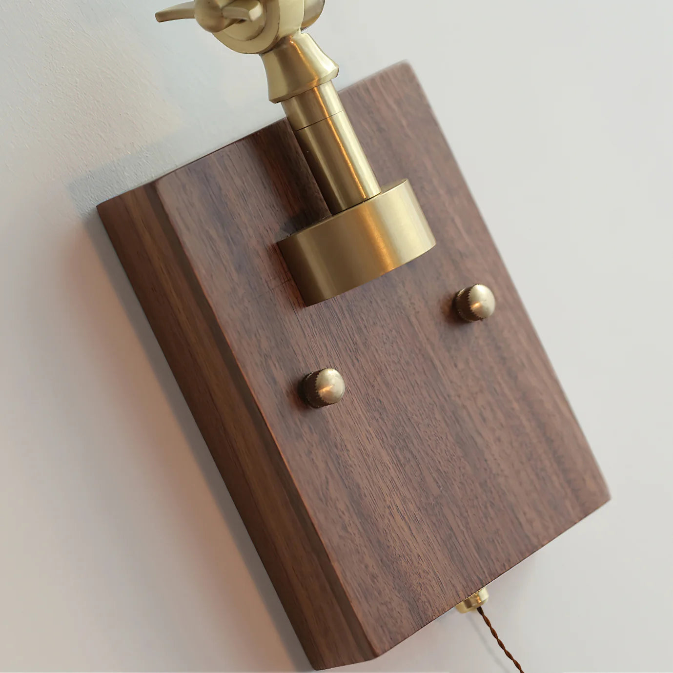 Rebell Zwenkarm Plug In Wandlamp
