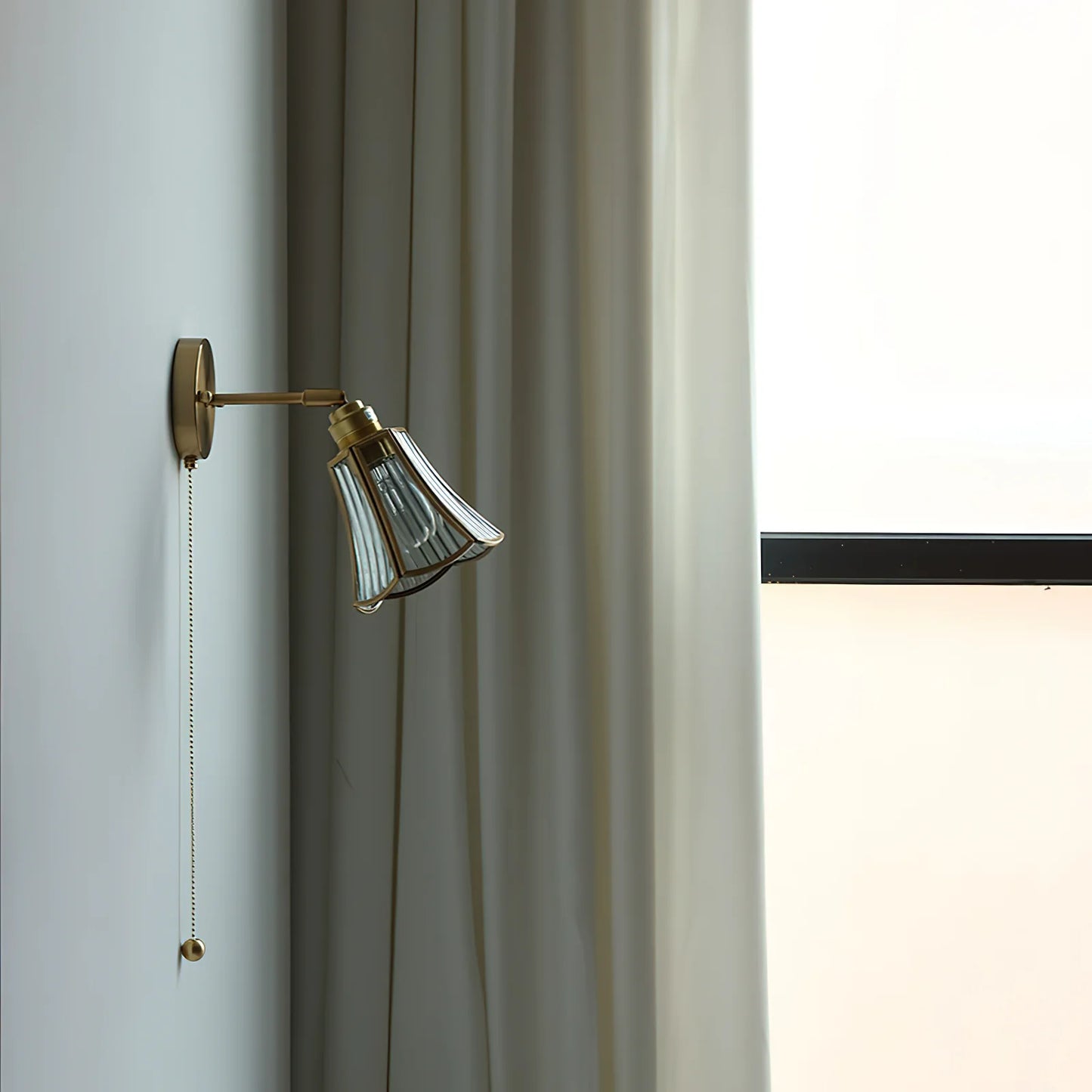 Artistieke Warmte Wandlamp in Glas en Messing