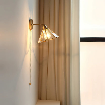 Artistieke Warmte Wandlamp in Glas en Messing