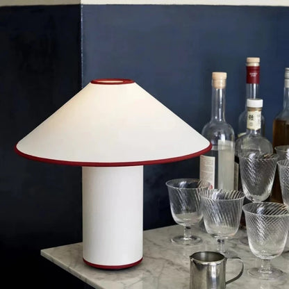 Minimalistische Tafellamp met Stoffen Kap