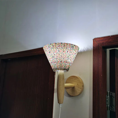 Scandinavisch Design Wandlamp met Gevouwen Stoffen Kap