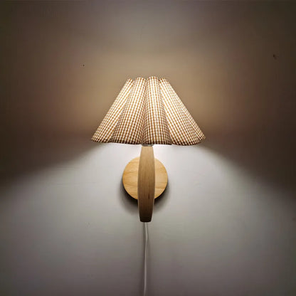 Scandinavisch Design Wandlamp met Gevouwen Stoffen Kap