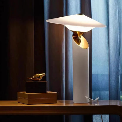 Klassieke Elegantie Metalen Tafellamp