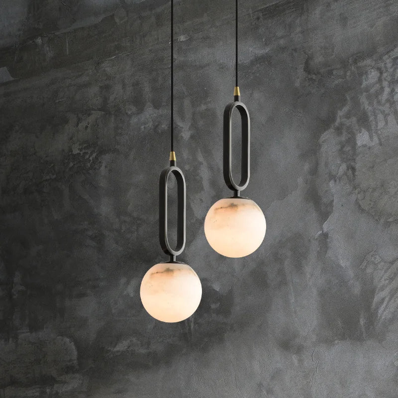 Moderne Hanglamp met Marmeren Ring en Glazen Bol