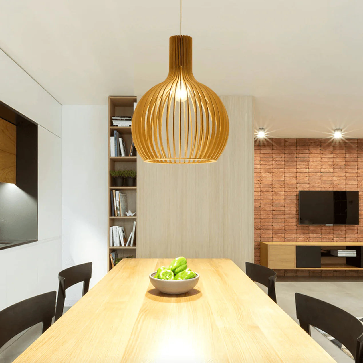 Vintage Houten Hanglamp met Uniek Licht