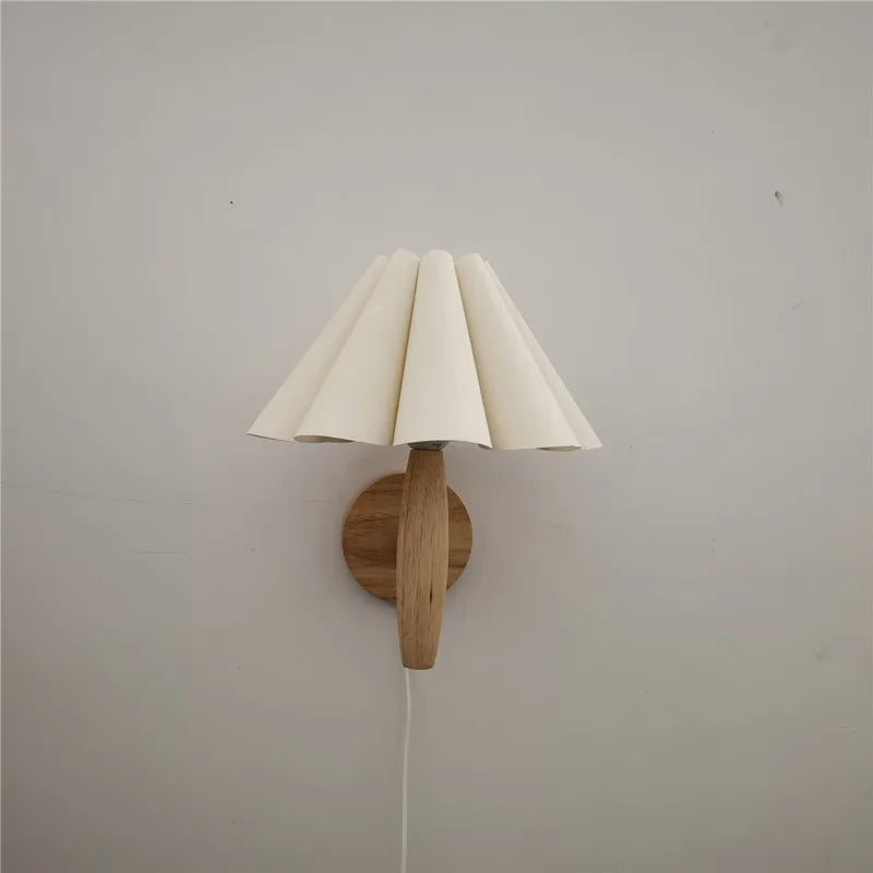 Scandinavisch Design Wandlamp met Gevouwen Stoffen Kap