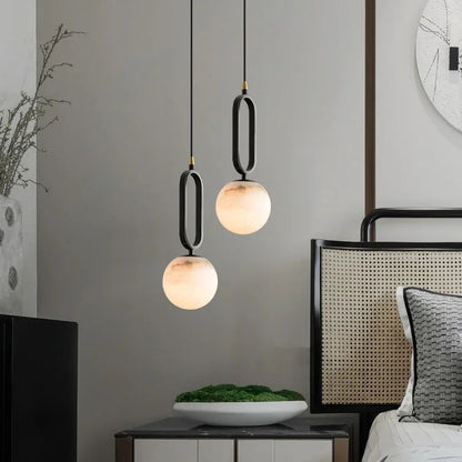Moderne Hanglamp met Marmeren Ring en Glazen Bol