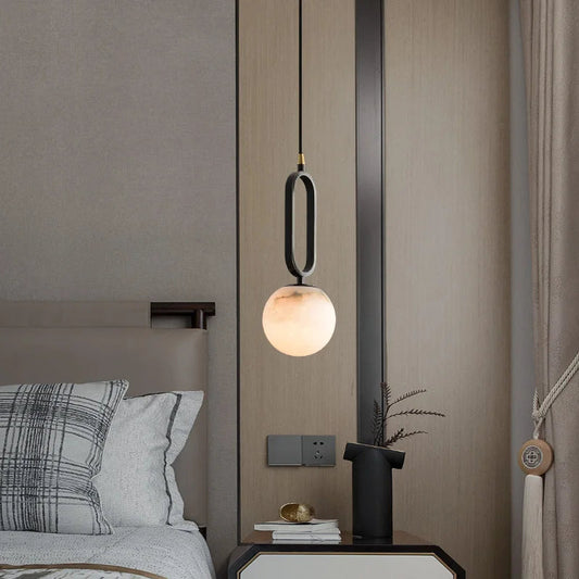 Moderne Hanglamp met Marmeren Ring en Glazen Bol