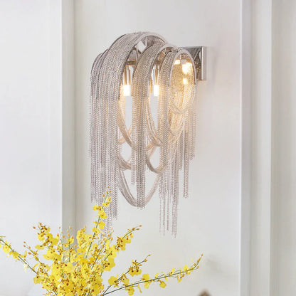 Luxe Ambockel Wandlamp met Aluminium Kettingdetails