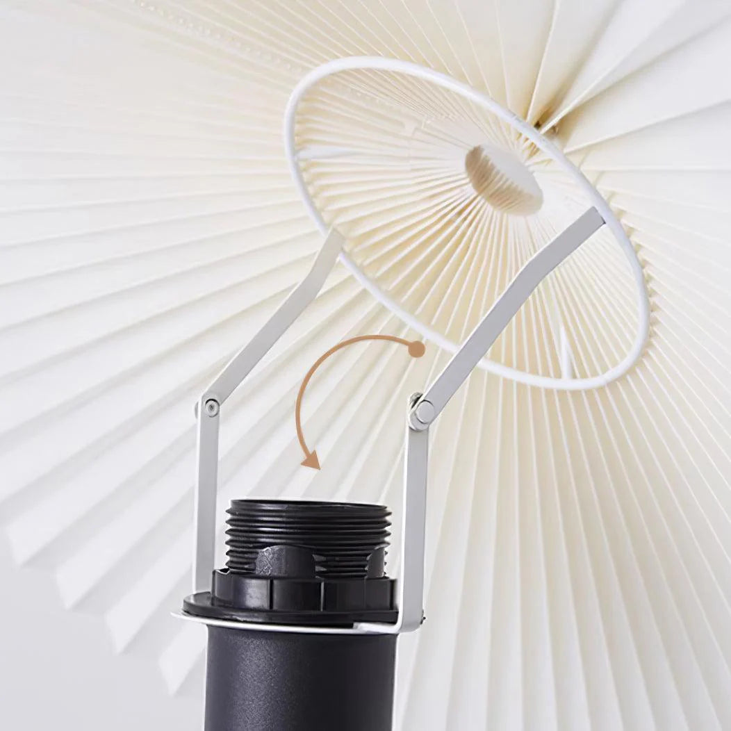 Sculpturale Squiggle Vloerlamp met Geplisseerde Kap