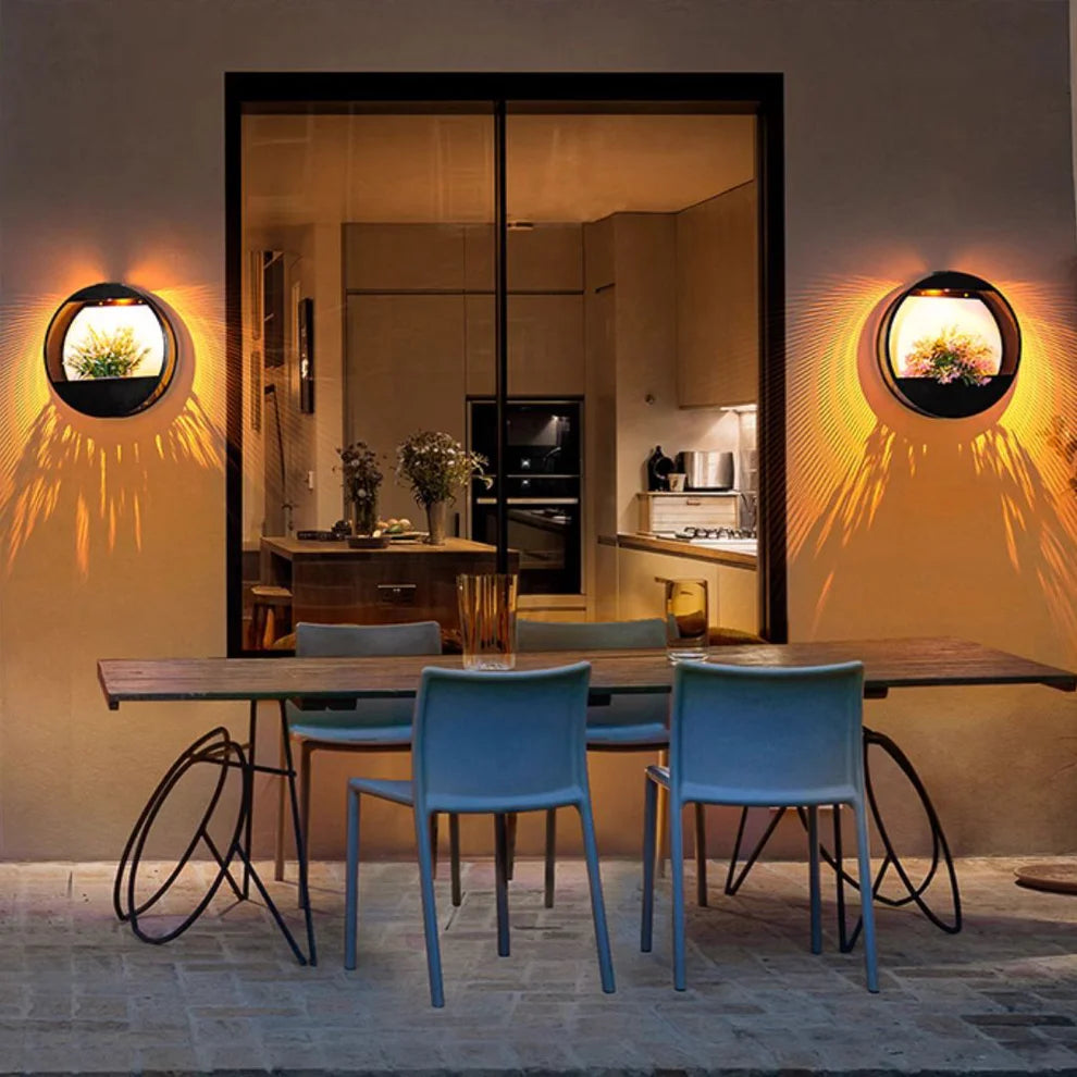 Moderne Solarbloom Wandlamp met Bloempot