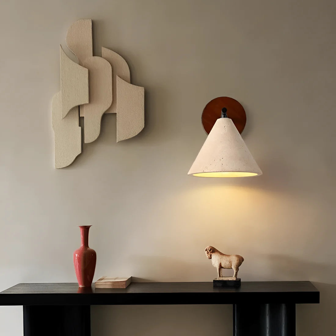 Gele Travertijn Kegel LED Wandlamp