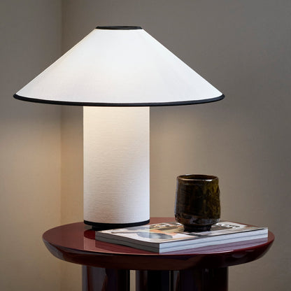 Minimalistische Tafellamp met Stoffen Kap
