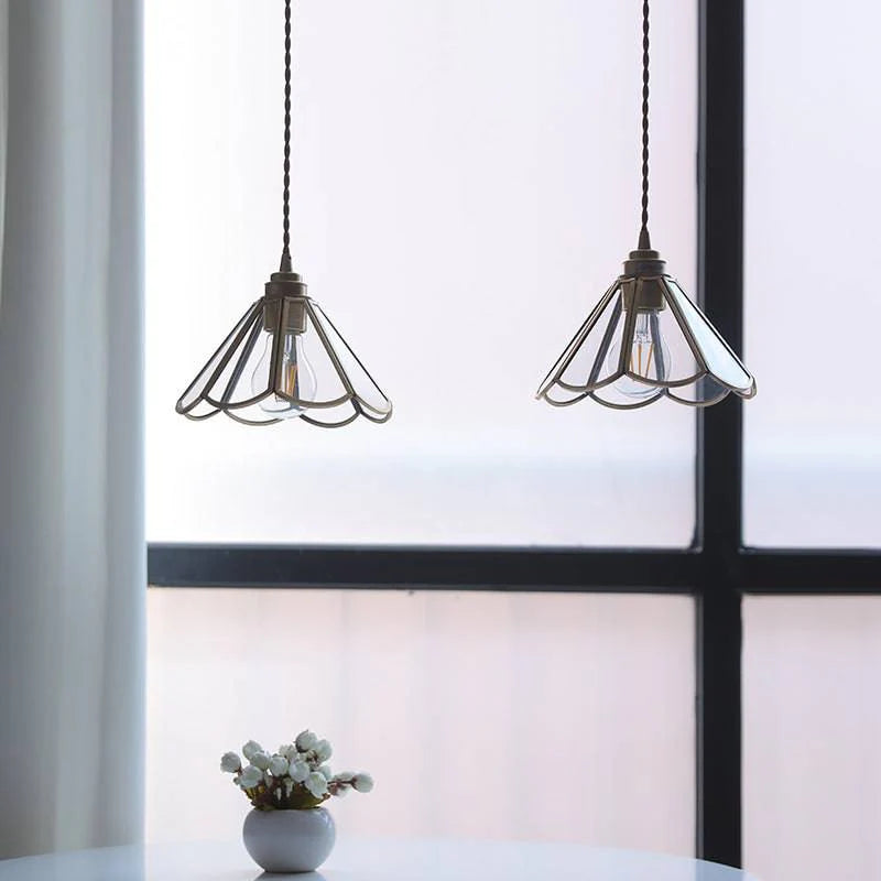 Vintage Bloemvormige Glazen Hanglamp met Messing Frame