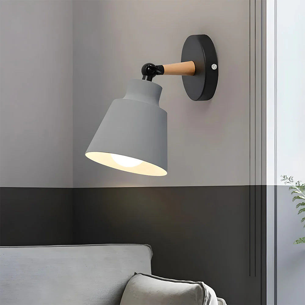 Kleurrijke Moderne Wandlamp met IJzeren Beugel