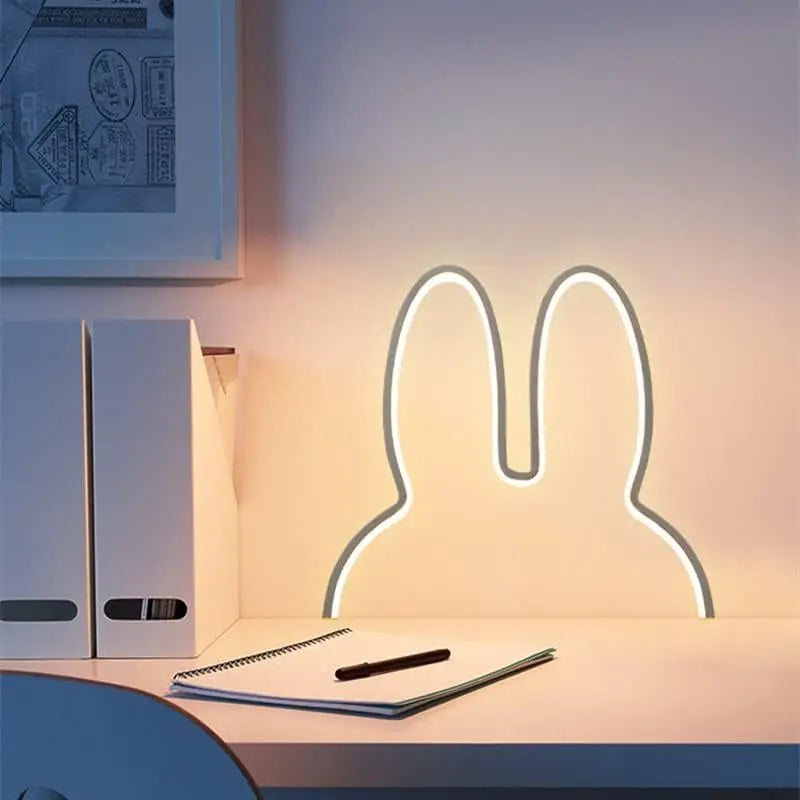 Schattige Konijn LED Wandlamp – USB Aansluiting & Dimbaar in Drie Kleuren
