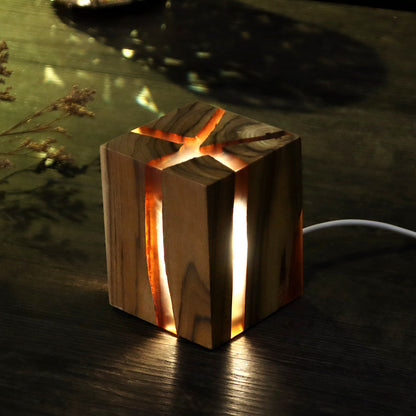 Uniek Art Hout Crackle Design Tafellamp