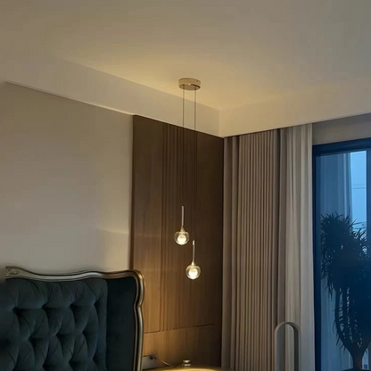 Heldere Glazen Bol Hanglamp met Tijdloze Uitstraling