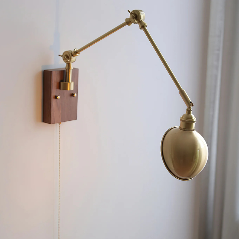 Verstelbare Troy Wandlamp in Hout en Messing