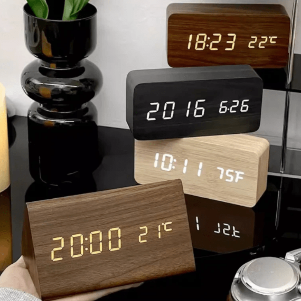 Digitale Wekker Houten LED Spraakgestuurd Minimalistisch