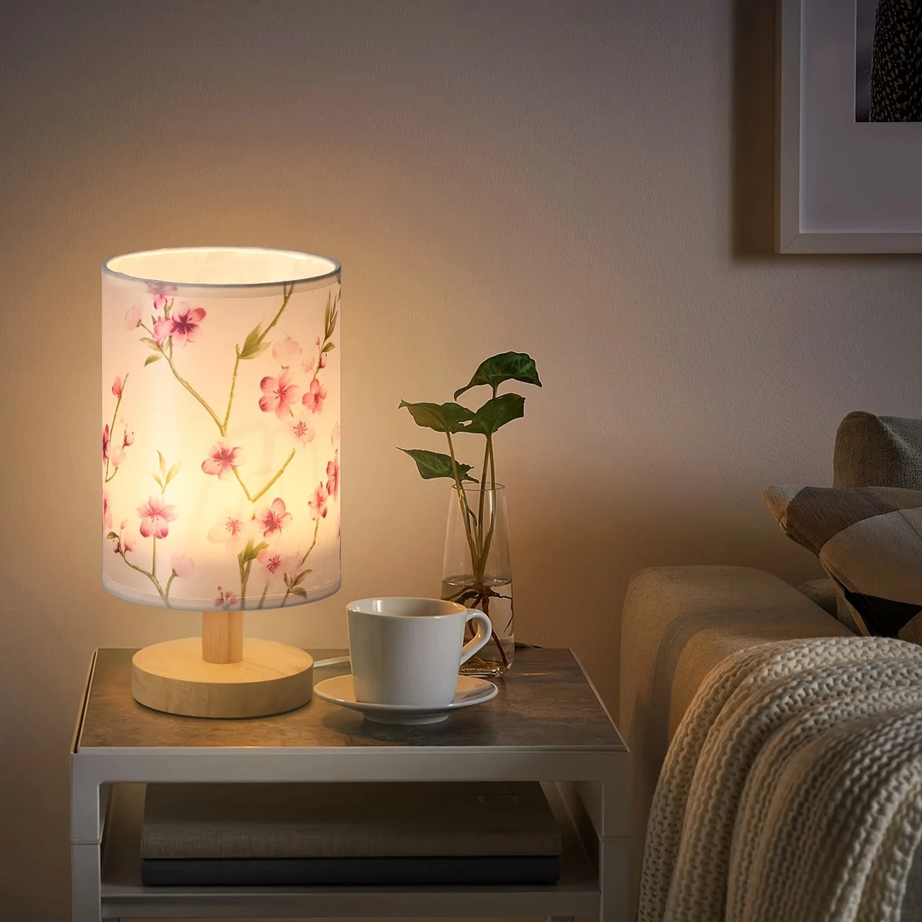 Moderne USB-Houten Lamp Geïnspireerd door Oost-Aziatische Esthetiek